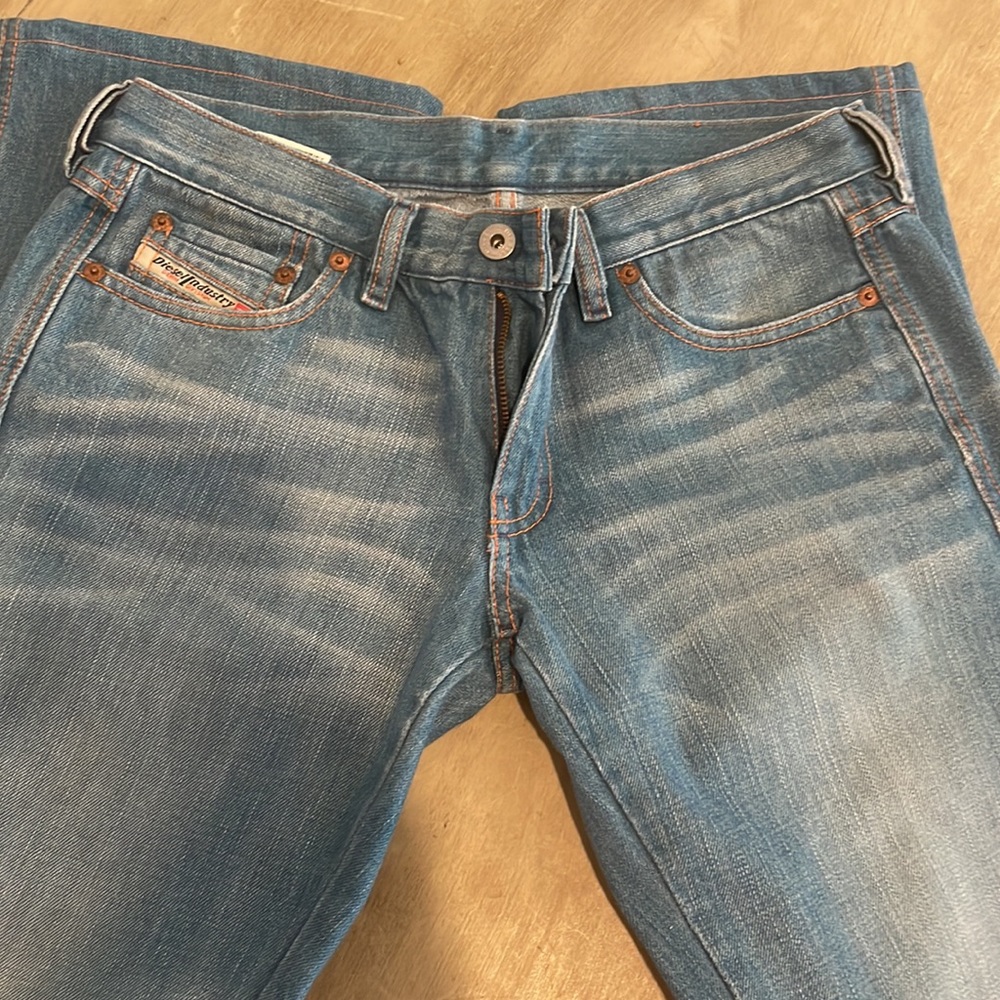 Women Diesel Jeans!